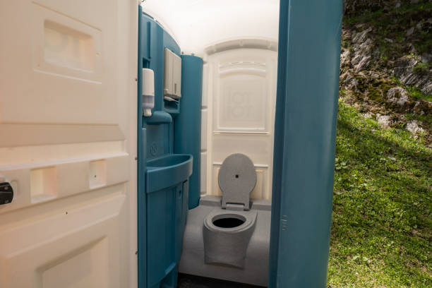 Portable Toilet Options We Offer in Morgan Hill, PA